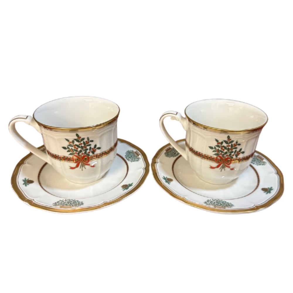 Mikasa Fine China Christmas Garden Cup & Dessert Plate Set (Pair)